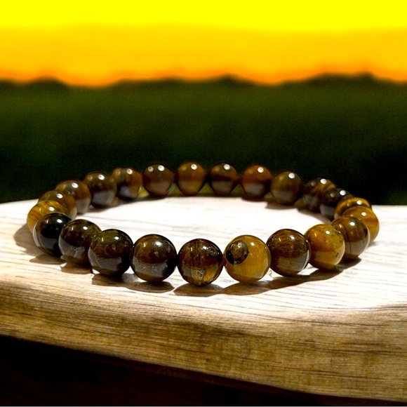 Dragon Eye Healing Stone Handcrafted Beaded Bracelet Stretch String Bracelet. - Picture 2 of 5